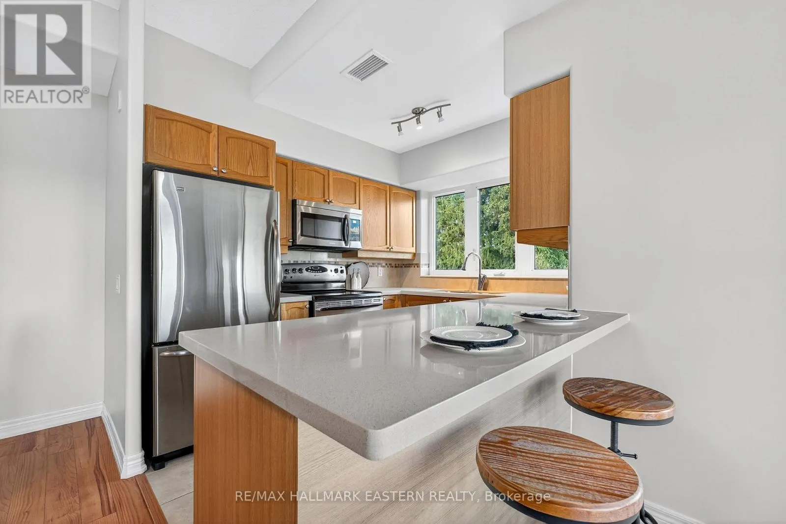 PH06 - 869 CLONSILLA AVENUE, #PH06