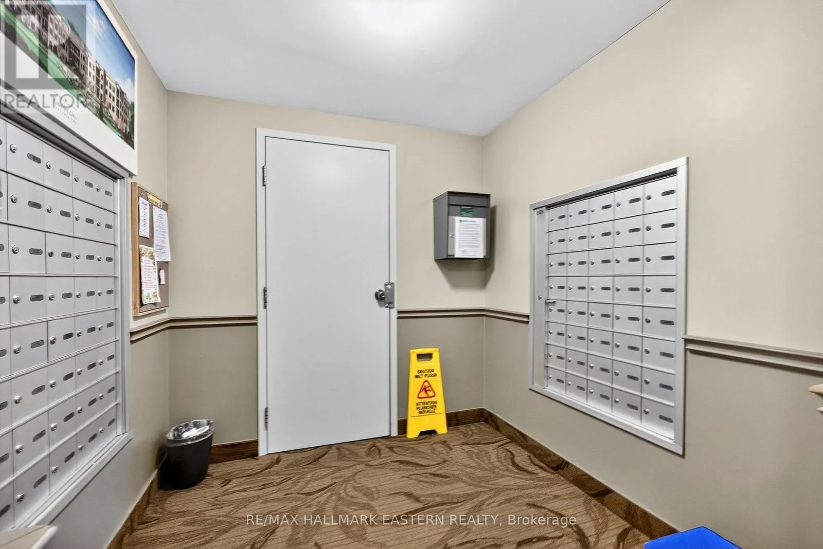 PH06 - 869 CLONSILLA AVENUE, #PH06