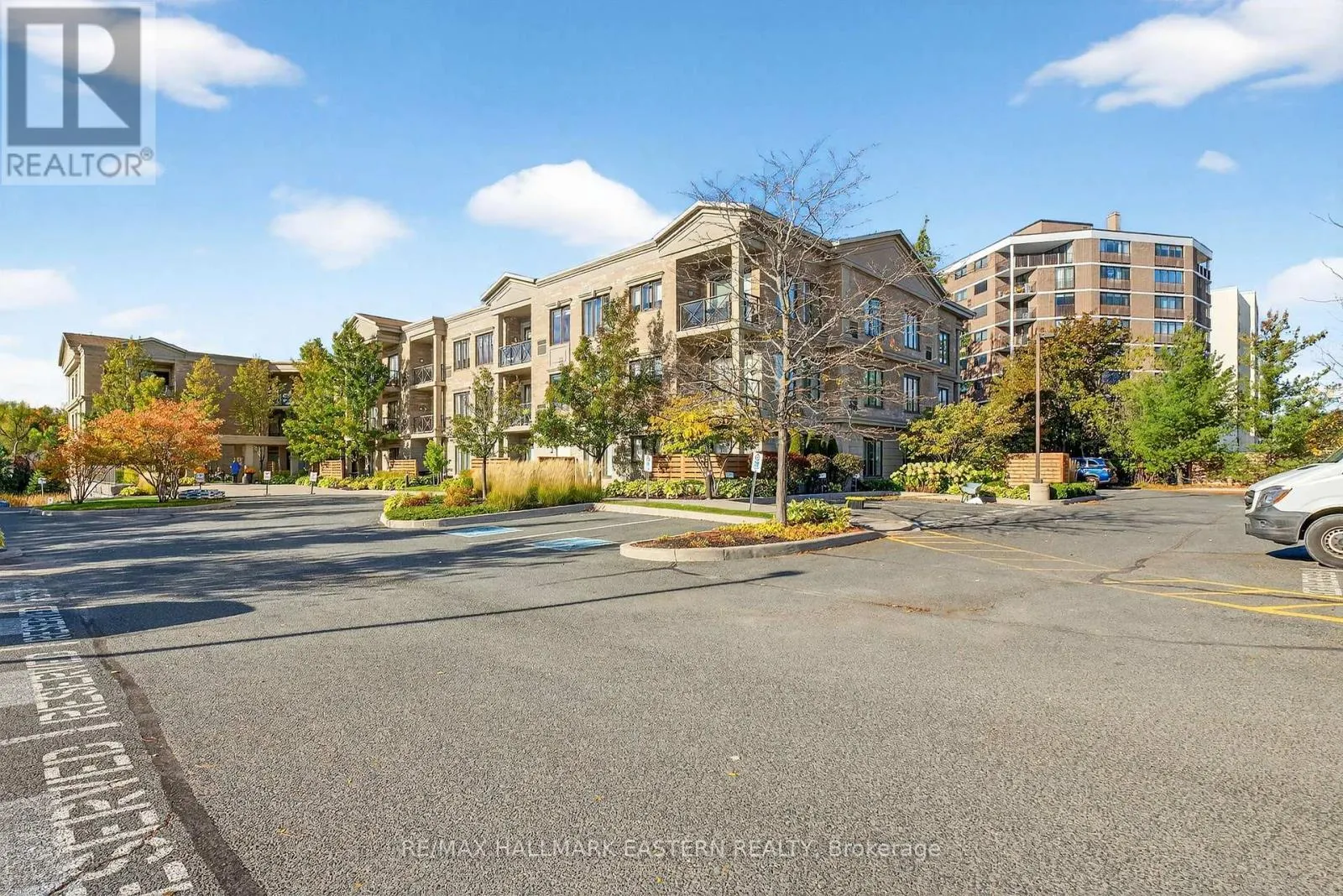 PH06 - 869 CLONSILLA AVENUE, #PH06