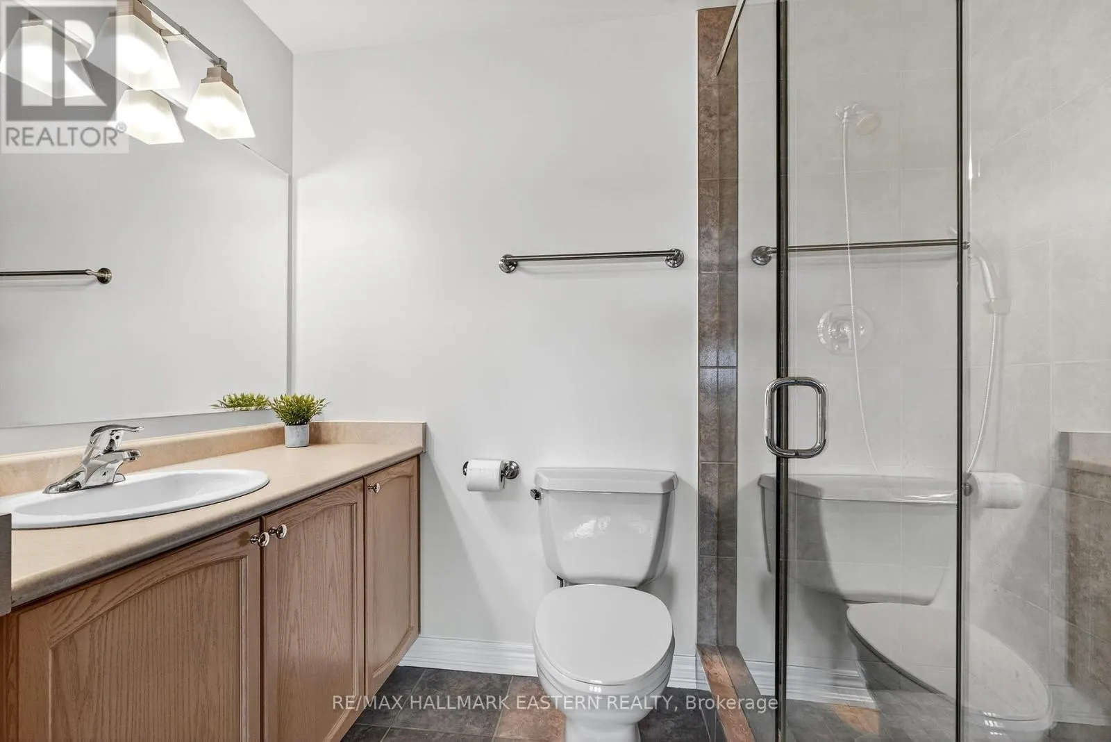 PH06 - 869 CLONSILLA AVENUE, #PH06