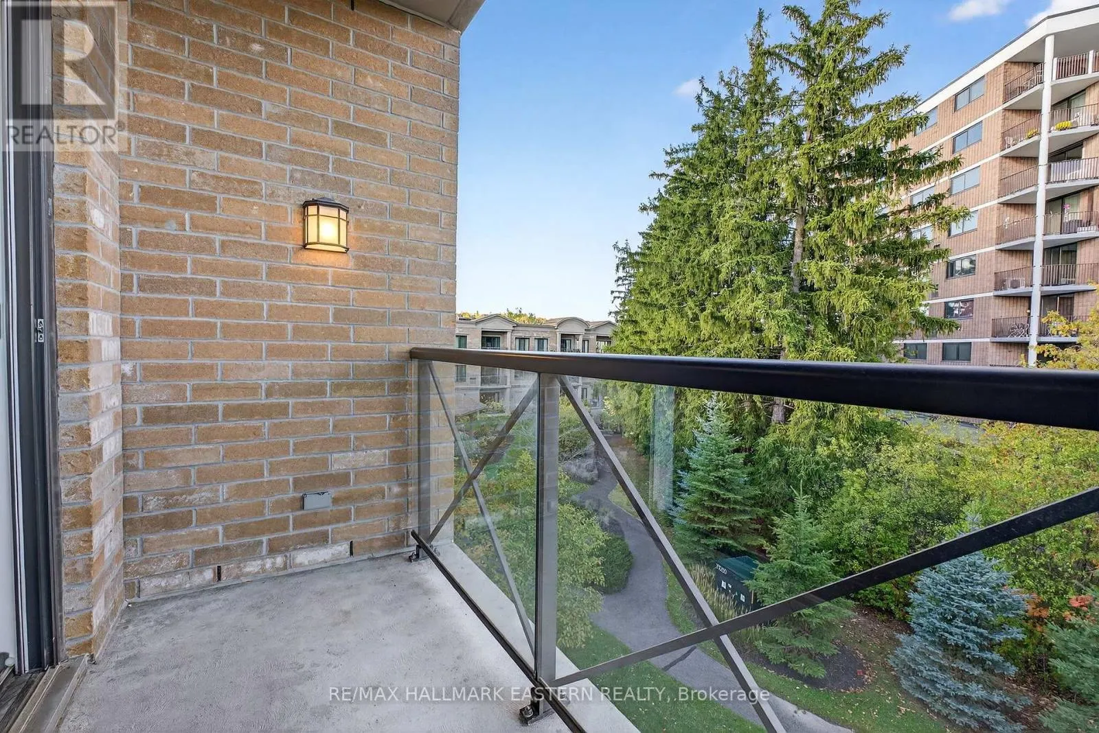 PH06 - 869 CLONSILLA AVENUE, #PH06