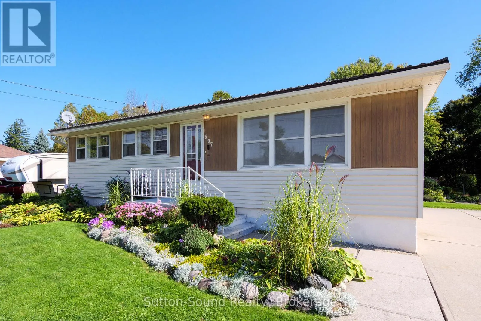 507 MCNAUGHTON STREET