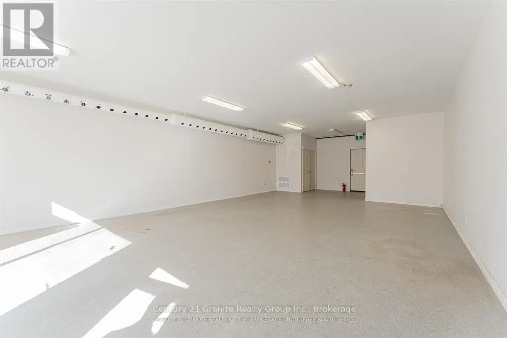 3 - 12818 HIGHWAY 35 W, #3