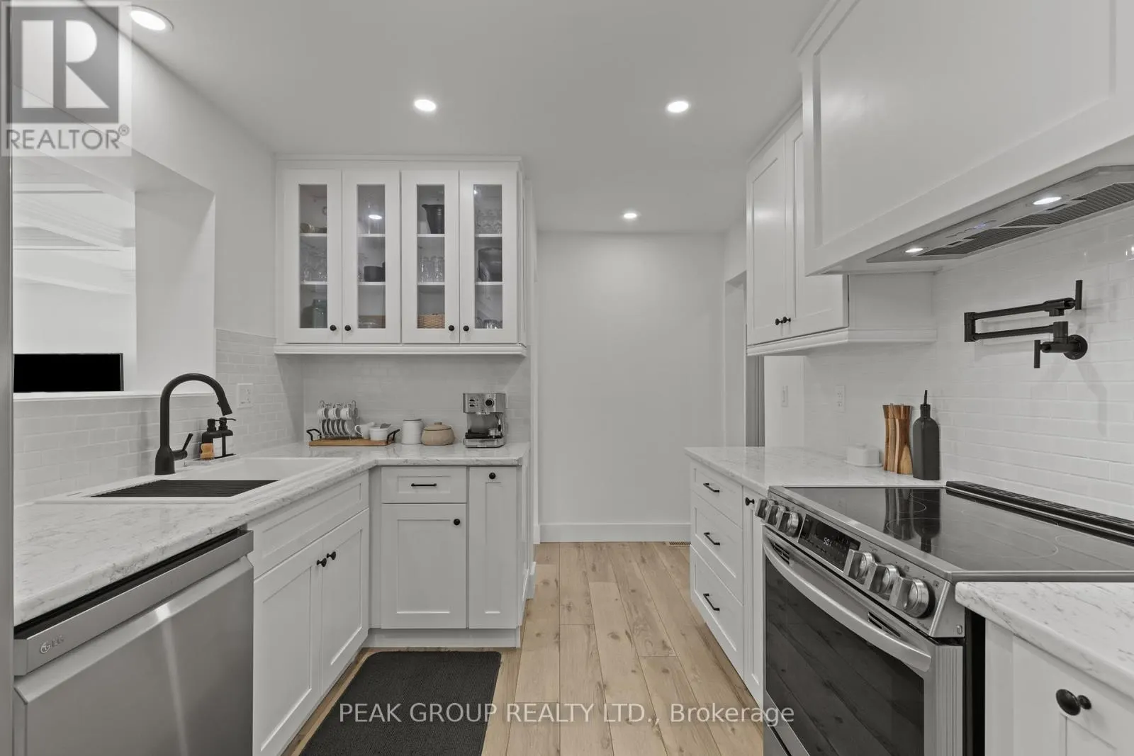 3799 WINDERMERE ROAD