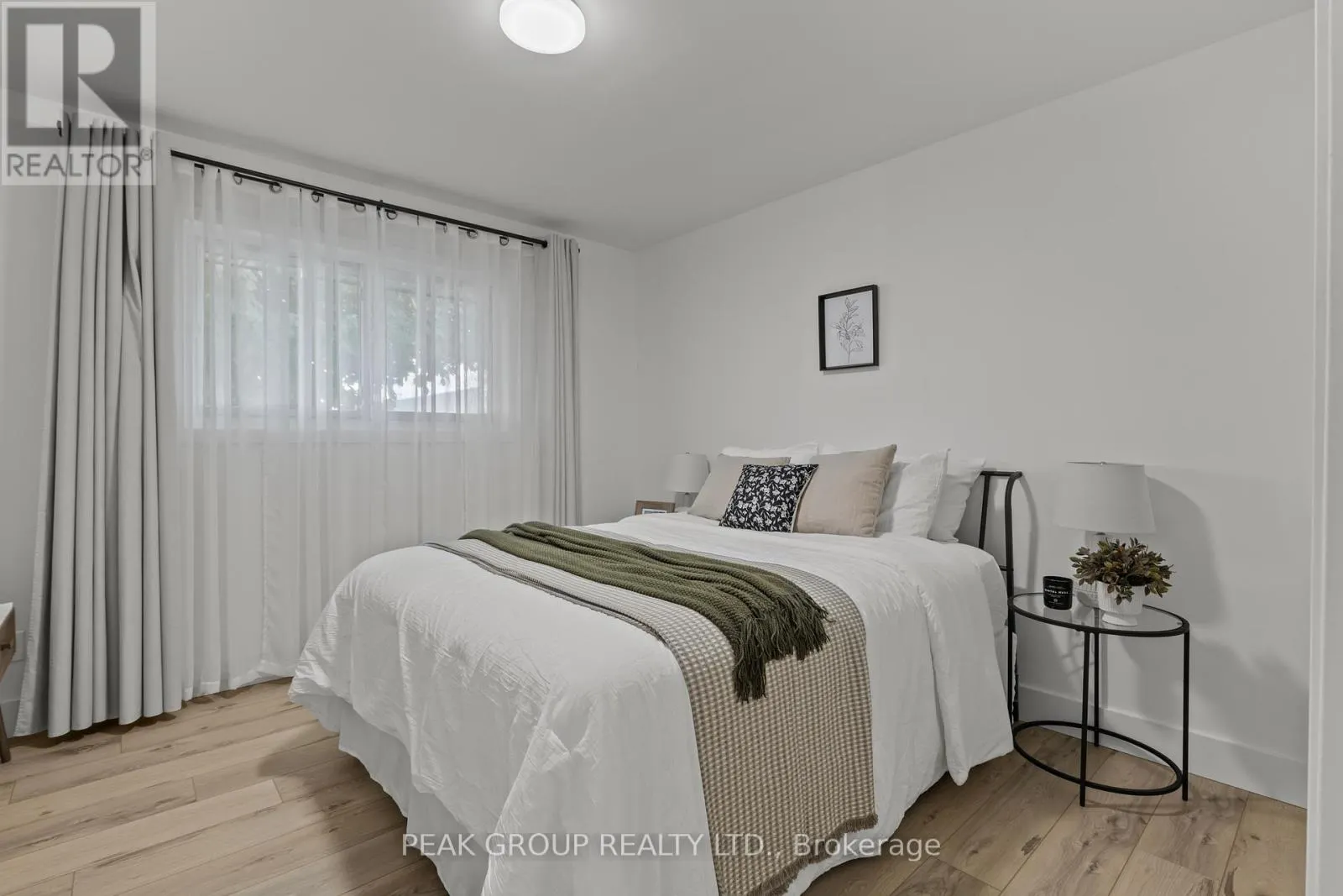 3799 WINDERMERE ROAD