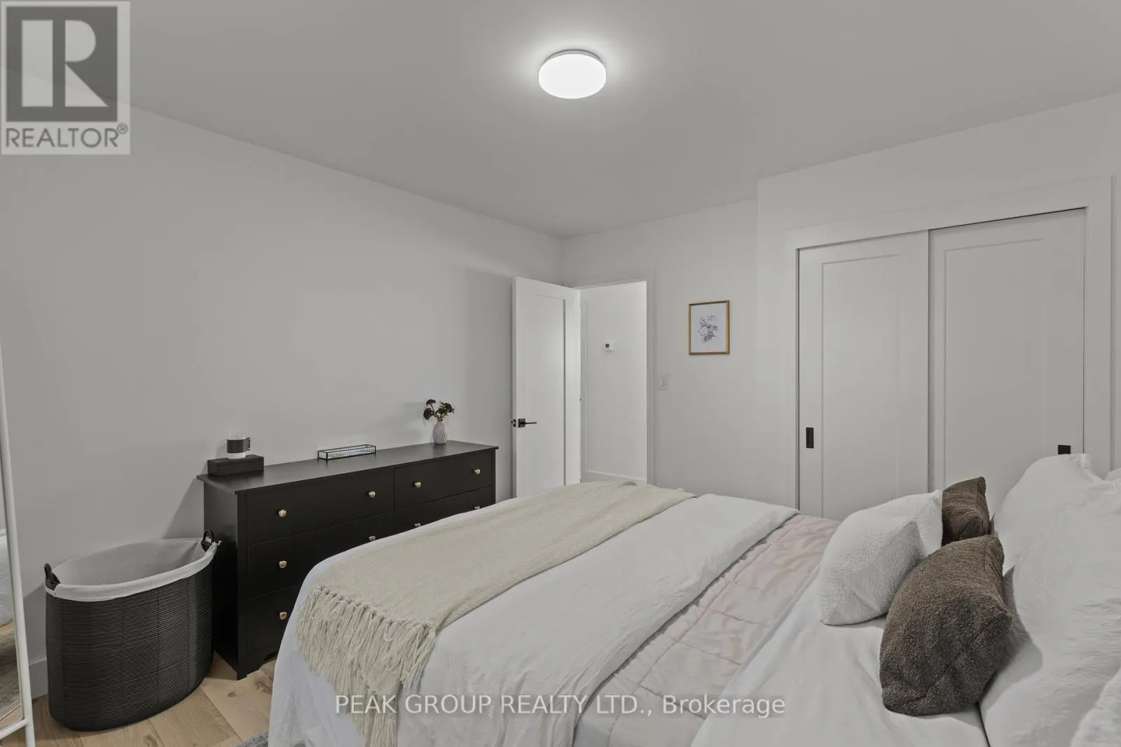 3799 WINDERMERE ROAD