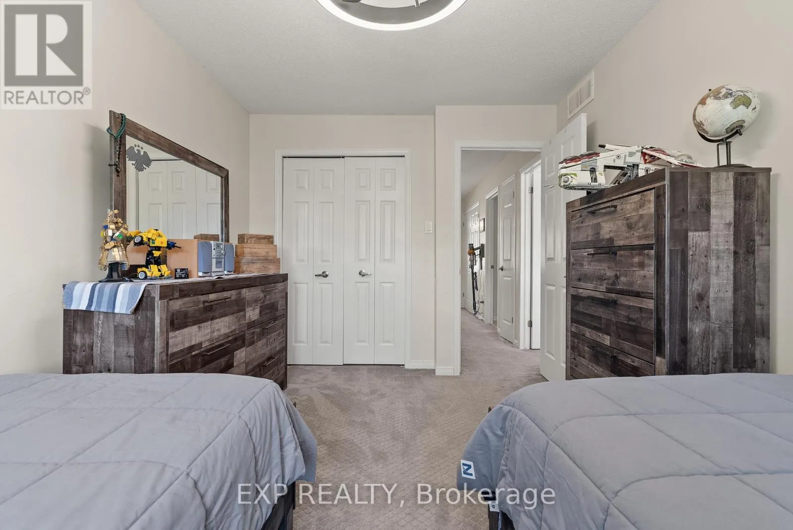 229 DUNTROON CIRCLE
