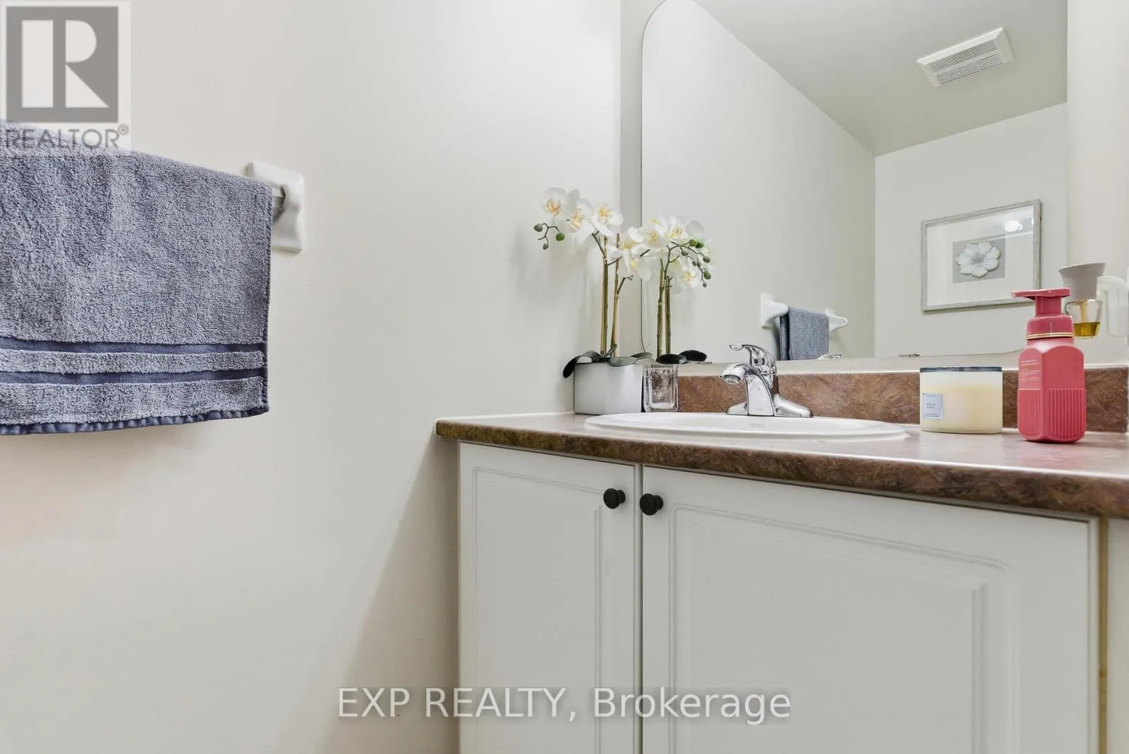 229 DUNTROON CIRCLE