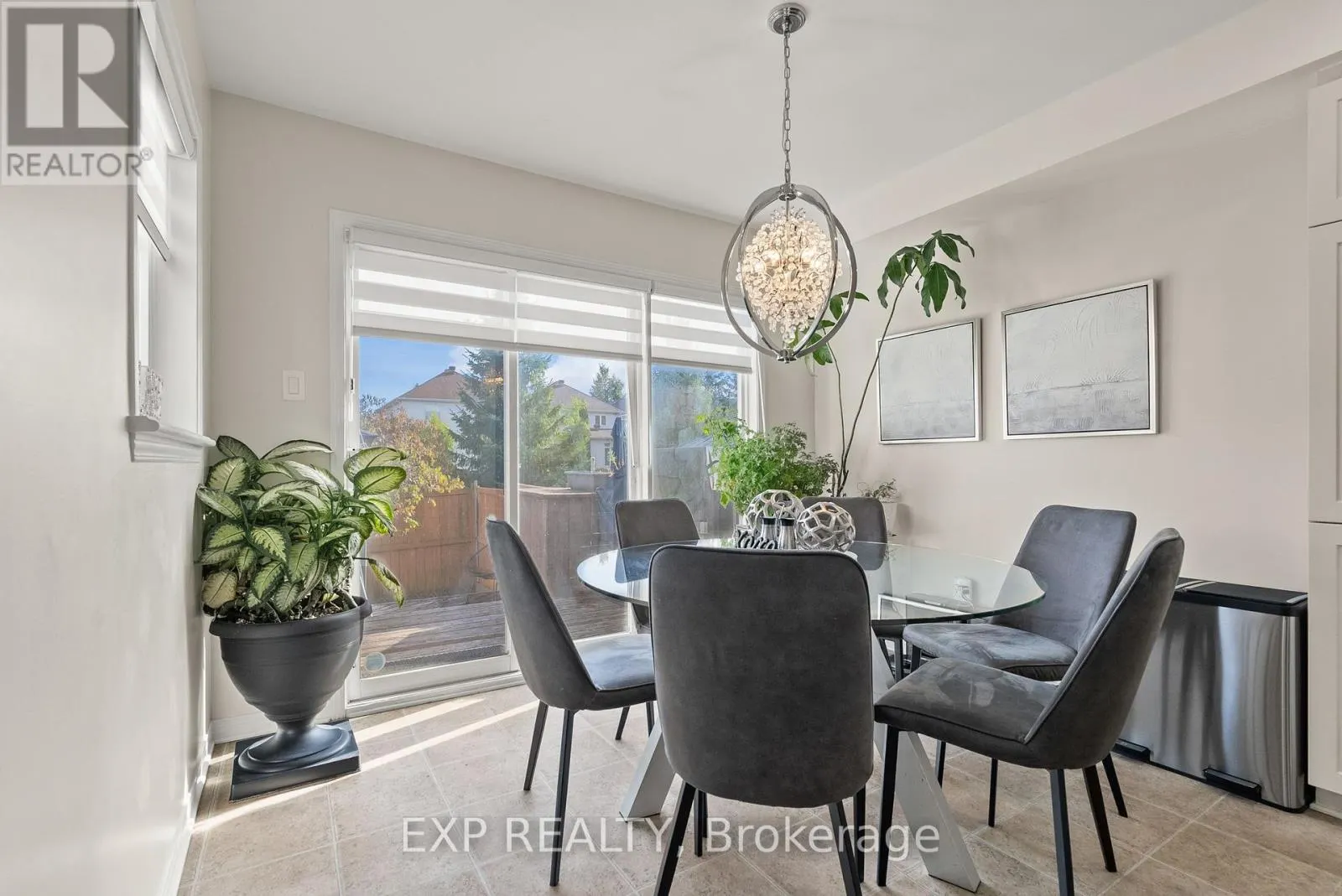 229 DUNTROON CIRCLE