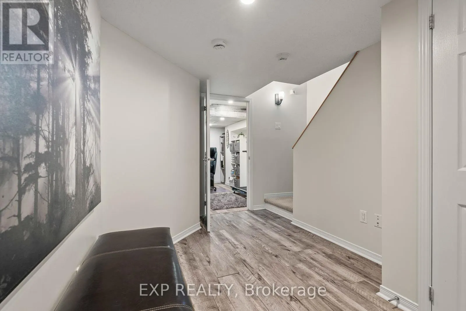 229 DUNTROON CIRCLE