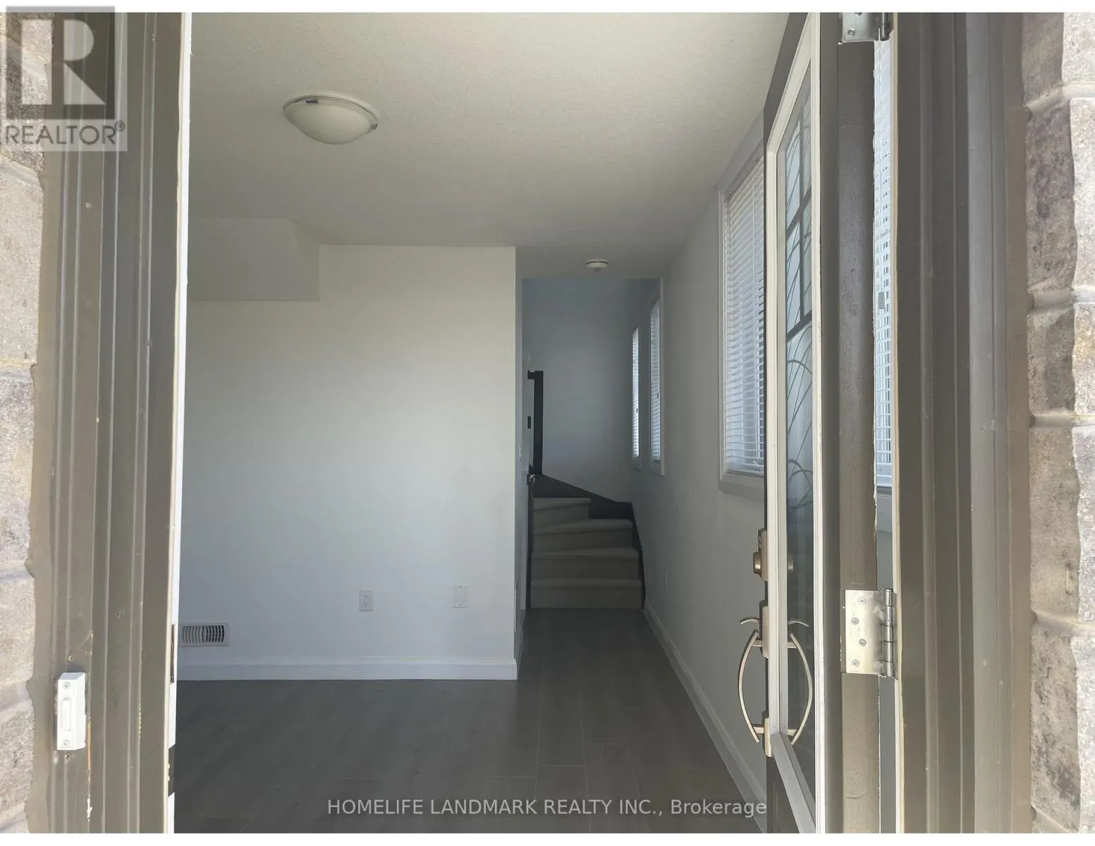 31 - 1169 GARNER ROAD E