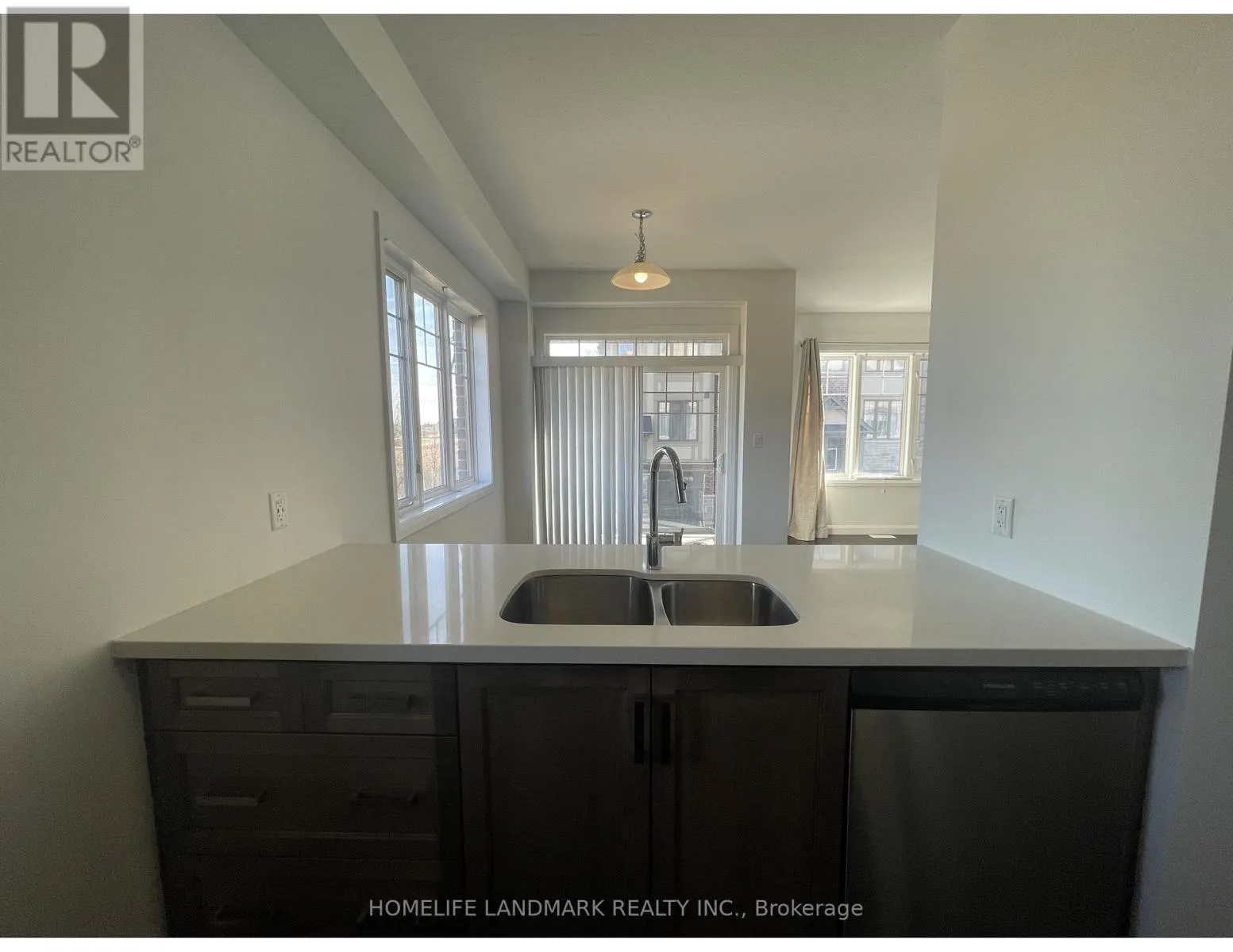 31 - 1169 GARNER ROAD E