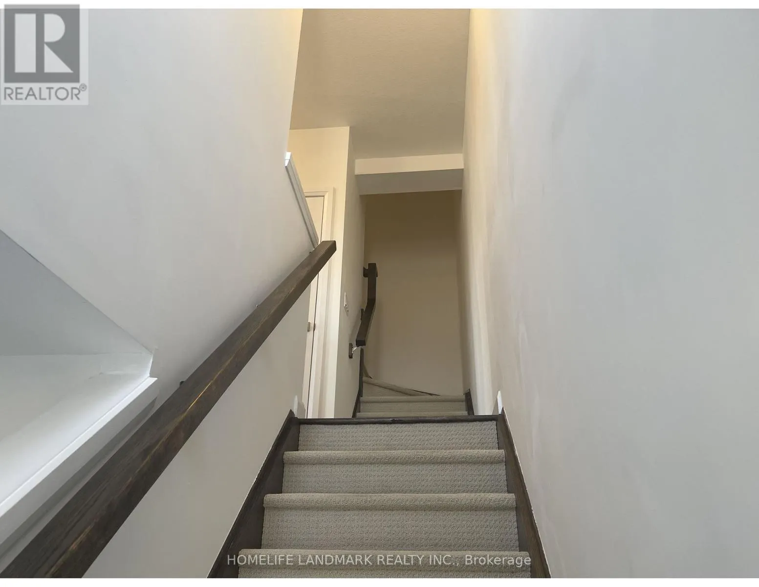 31 - 1169 GARNER ROAD E