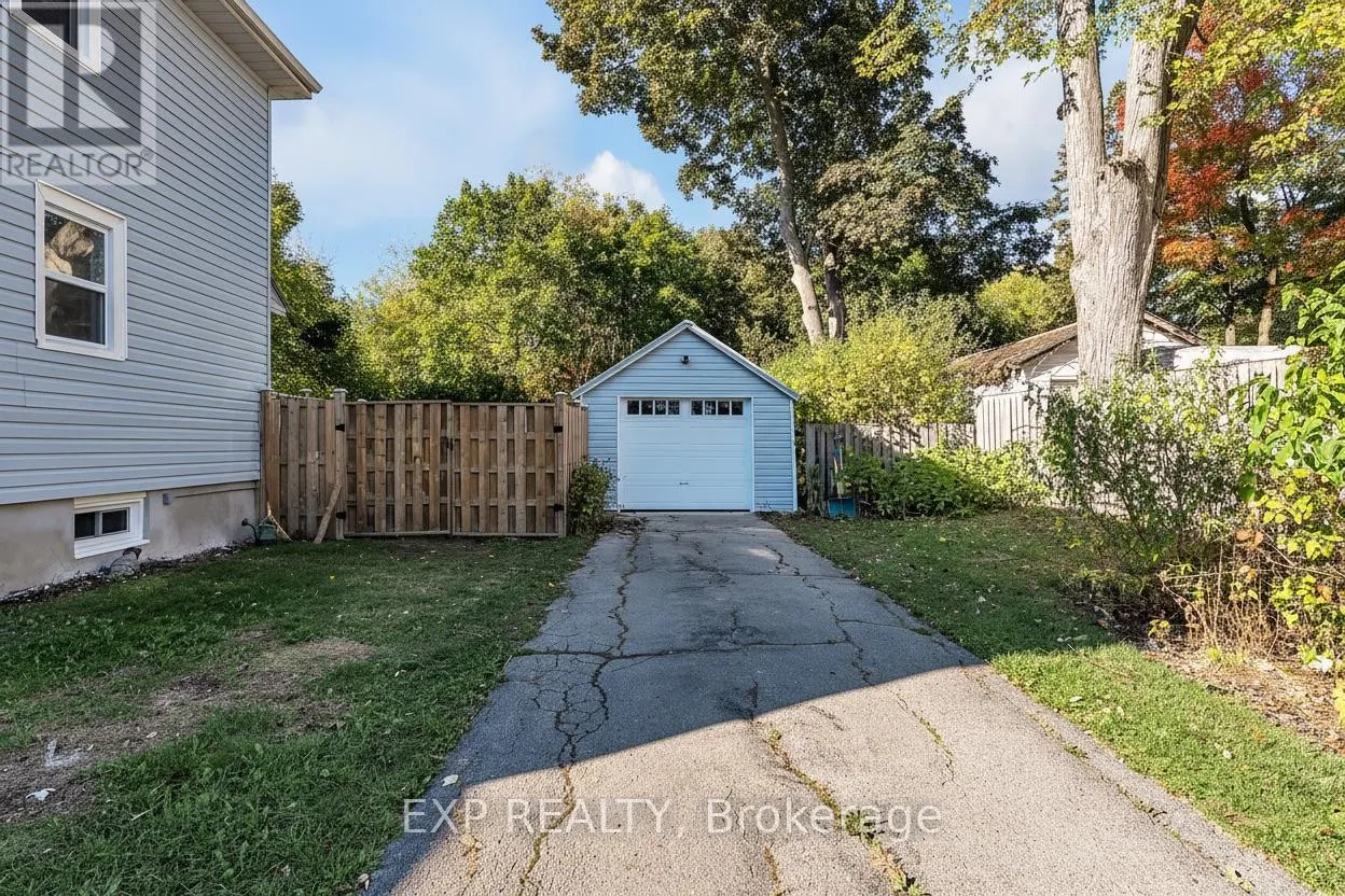276 FOSTER AVENUE