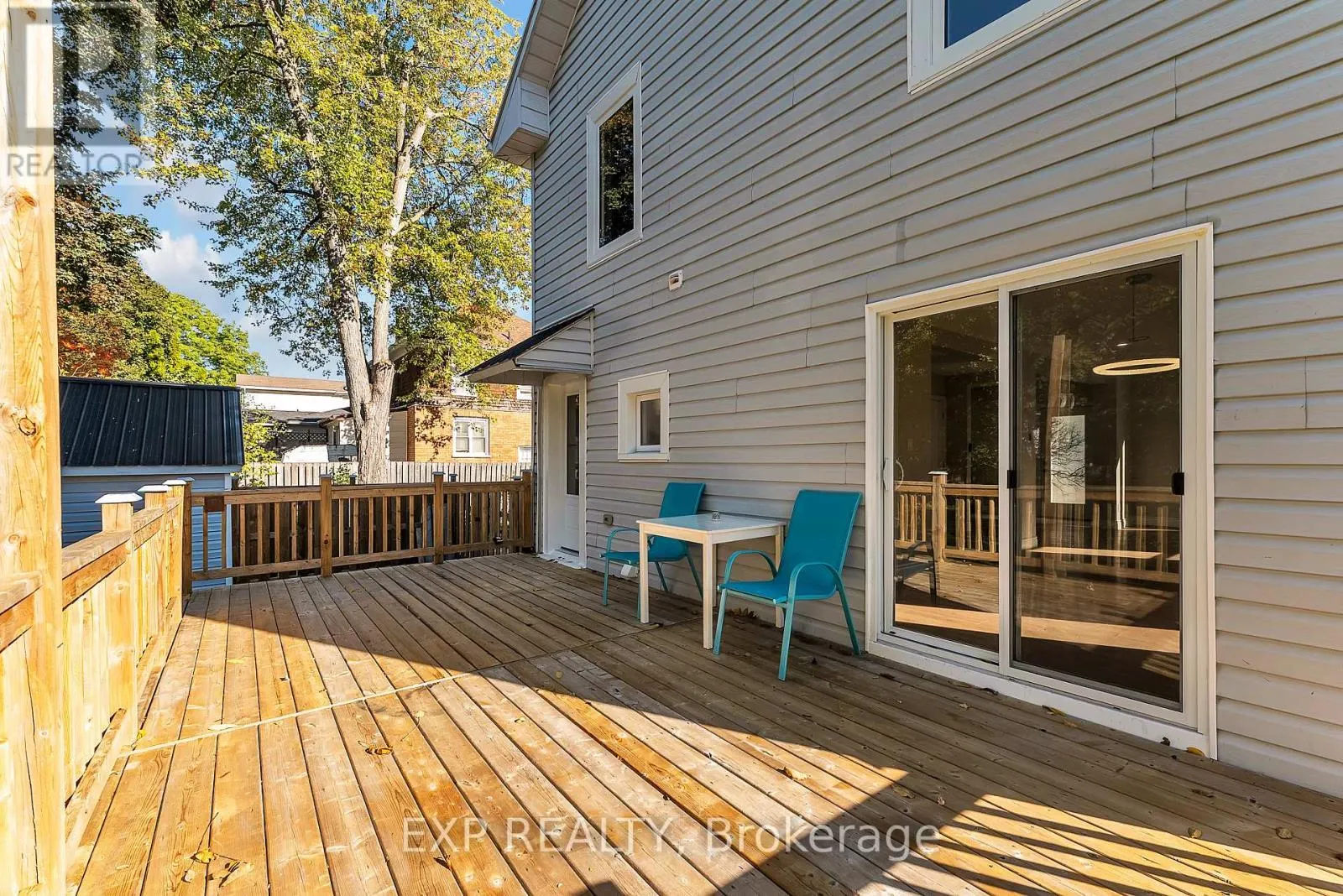 276 FOSTER AVENUE