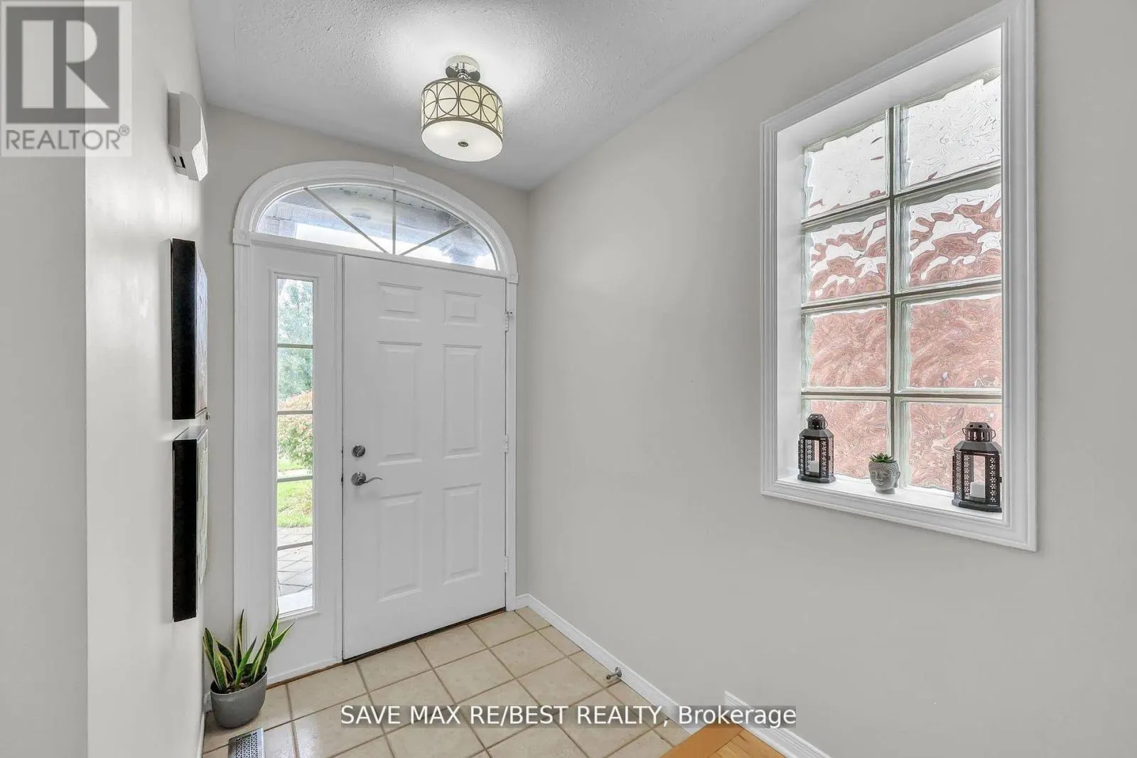 1143 BLACKMAPLE DRIVE