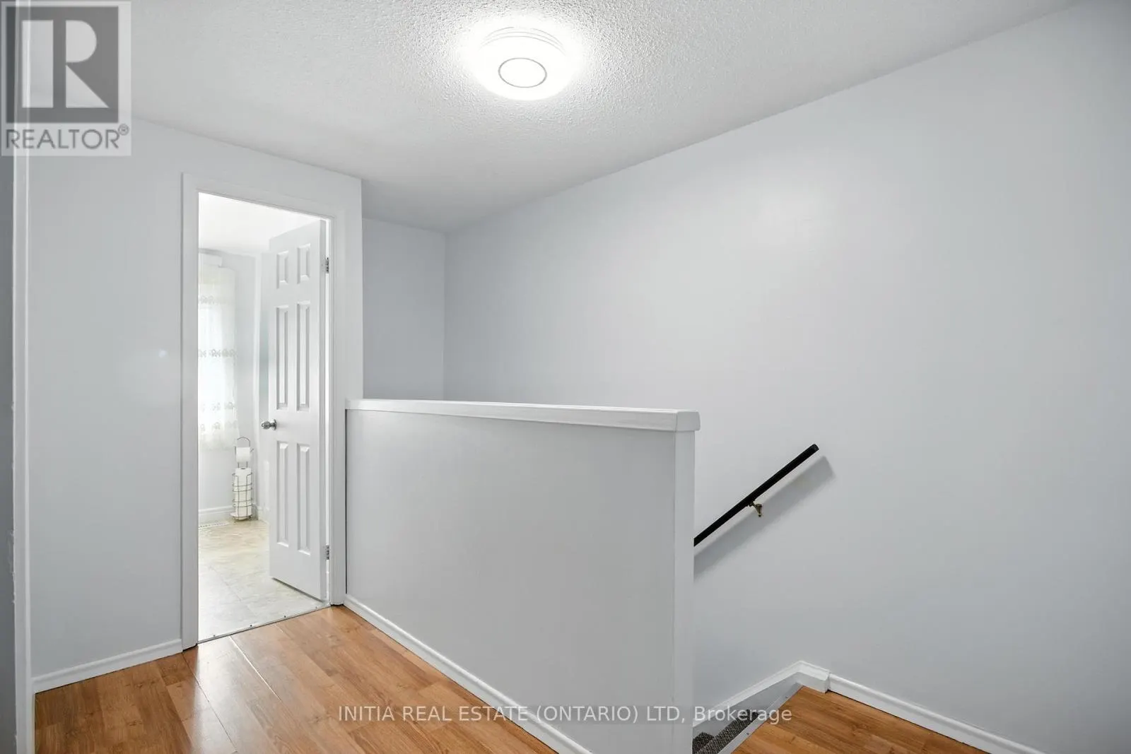 58 - 1725 ERNEST AVENUE, #58