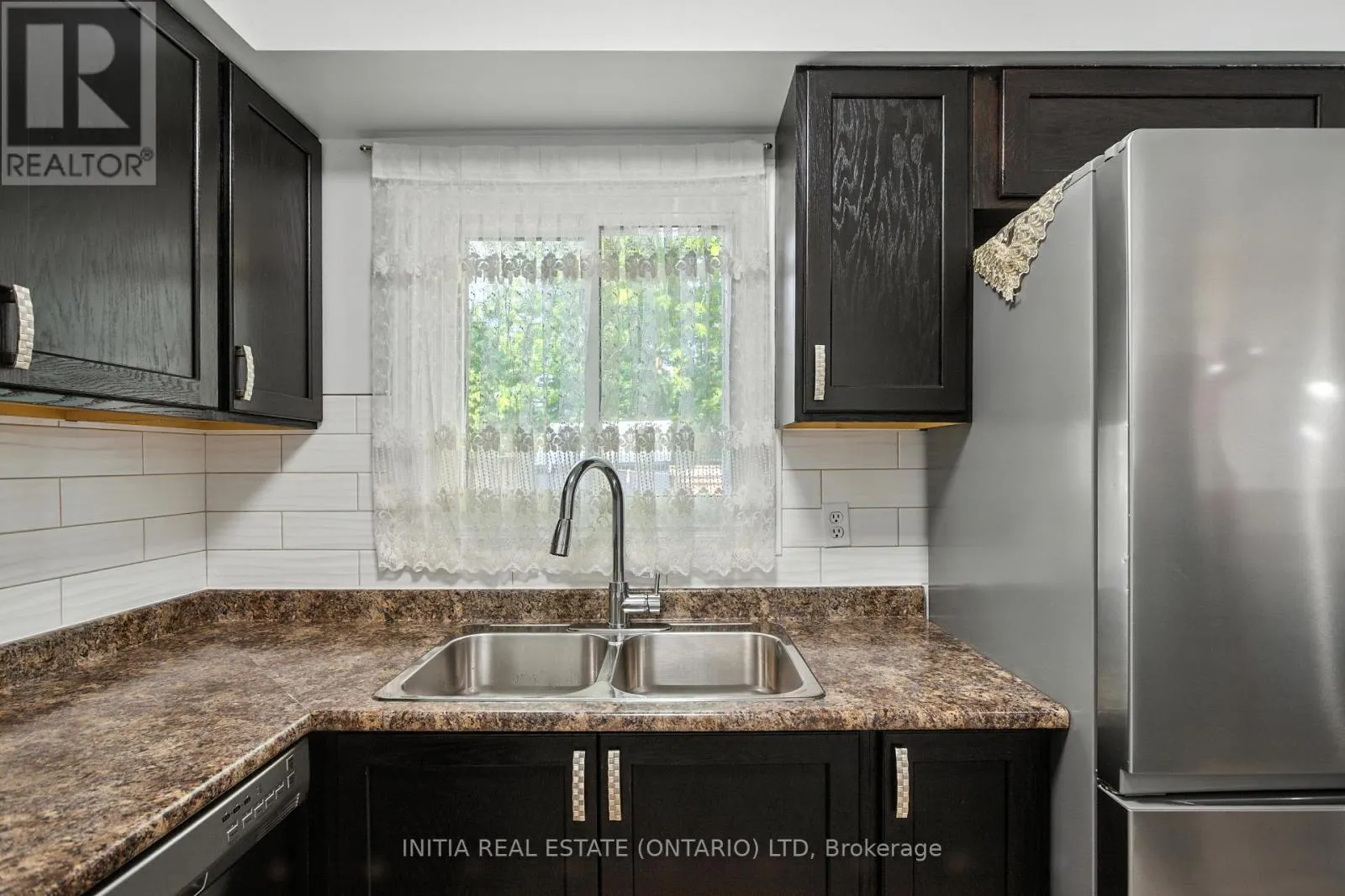 58 - 1725 ERNEST AVENUE, #58