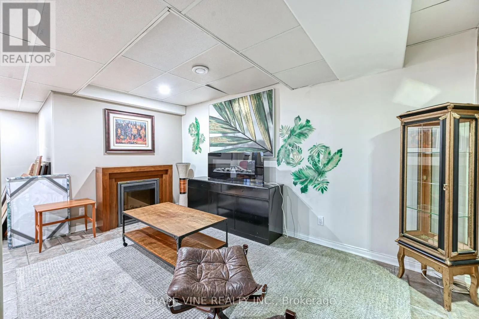 777 ROLLING RIVER CRESCENT
