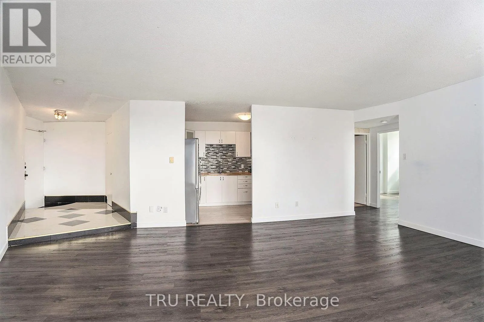 2502 - 1380 PRINCE OF WALES DRIVE