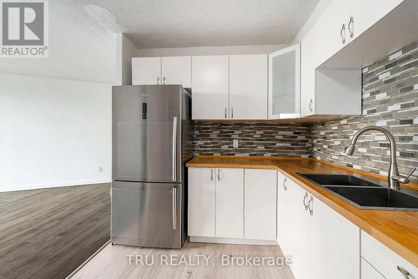 2502 - 1380 PRINCE OF WALES DRIVE