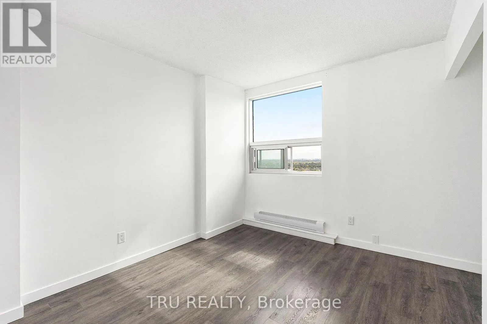 2502 - 1380 PRINCE OF WALES DRIVE