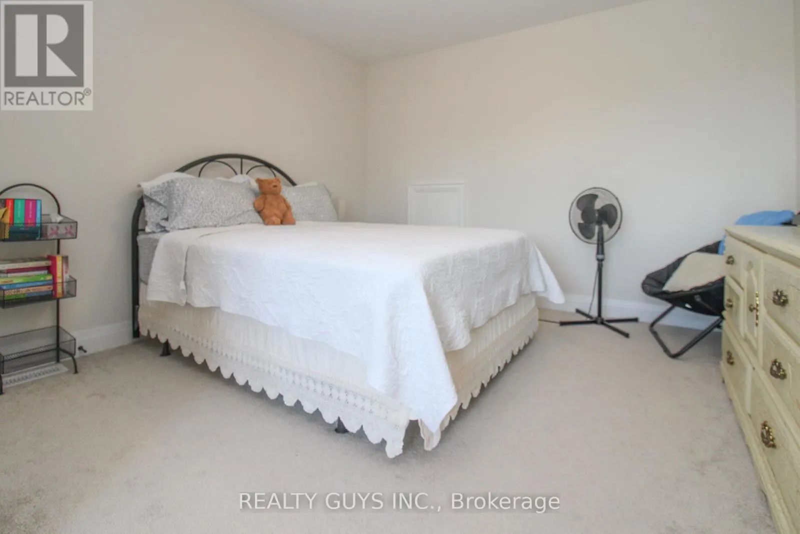 322 CULLEN TRAIL