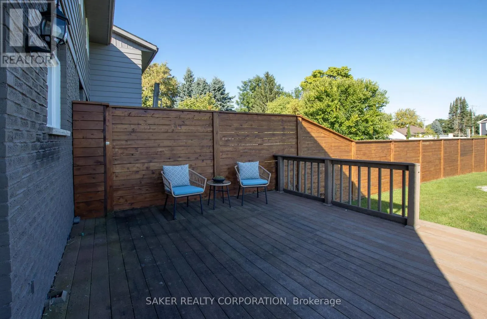 146 SIMCOE STREET