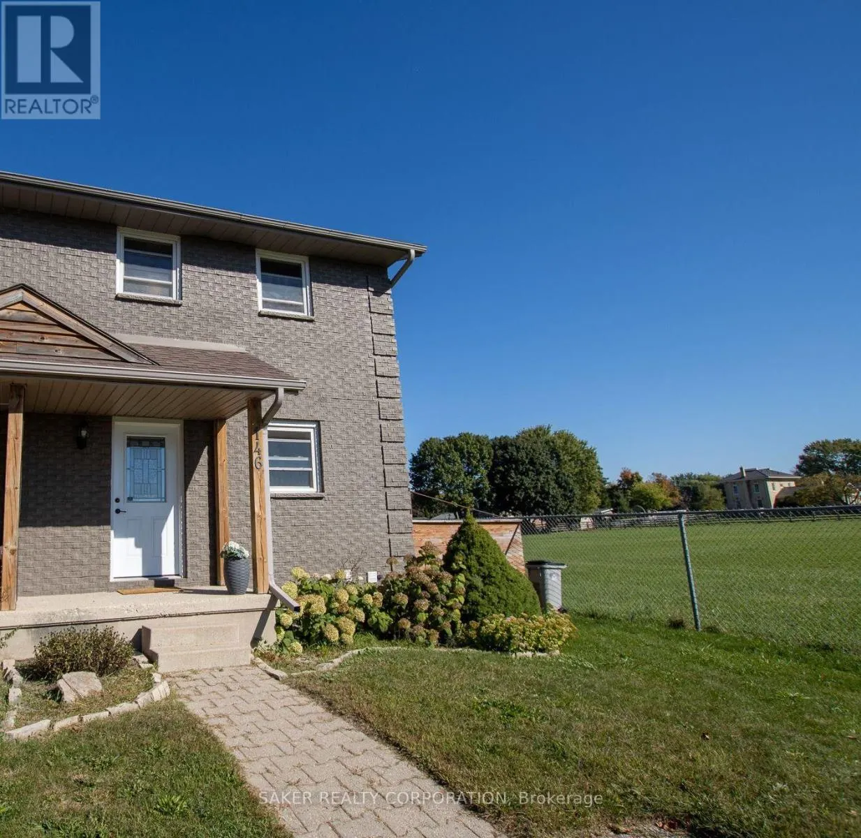 146 SIMCOE STREET