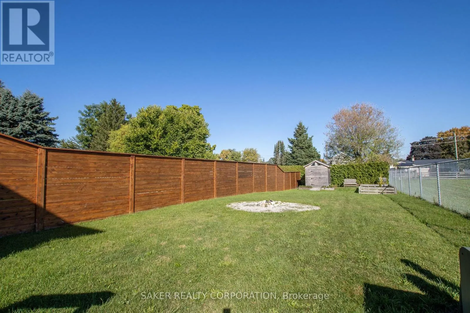 146 SIMCOE STREET