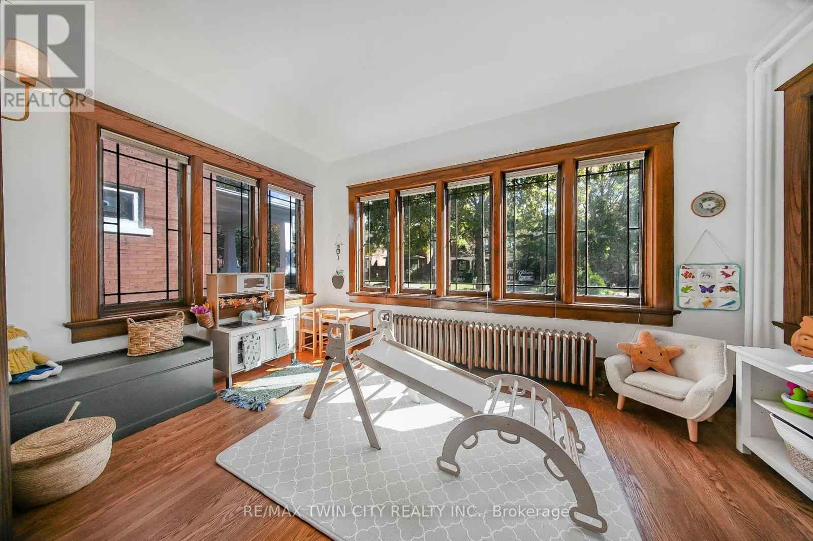 60 HEINS AVENUE