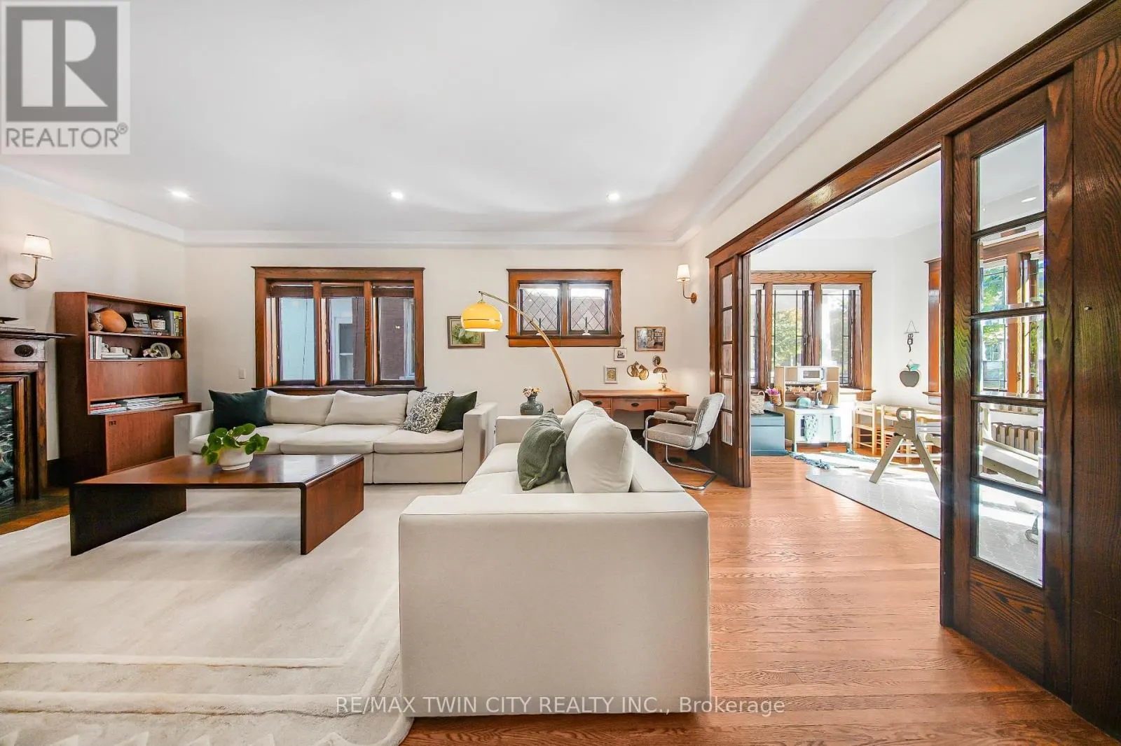 60 HEINS AVENUE