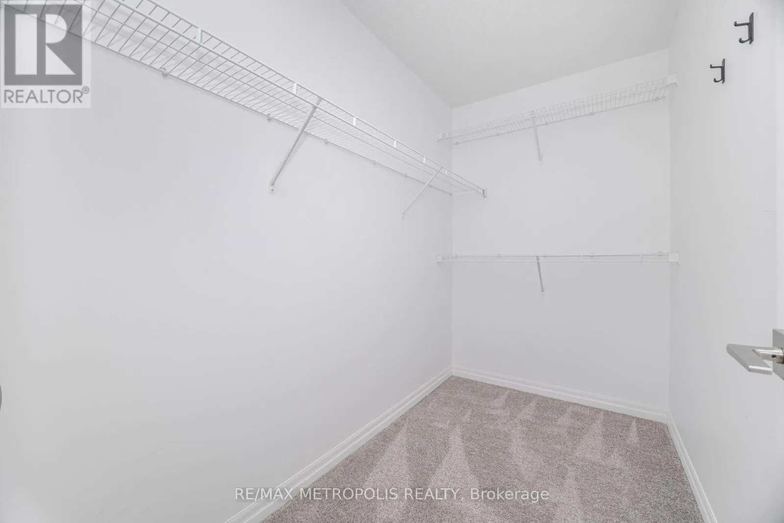 28 KEBA CRESCENT