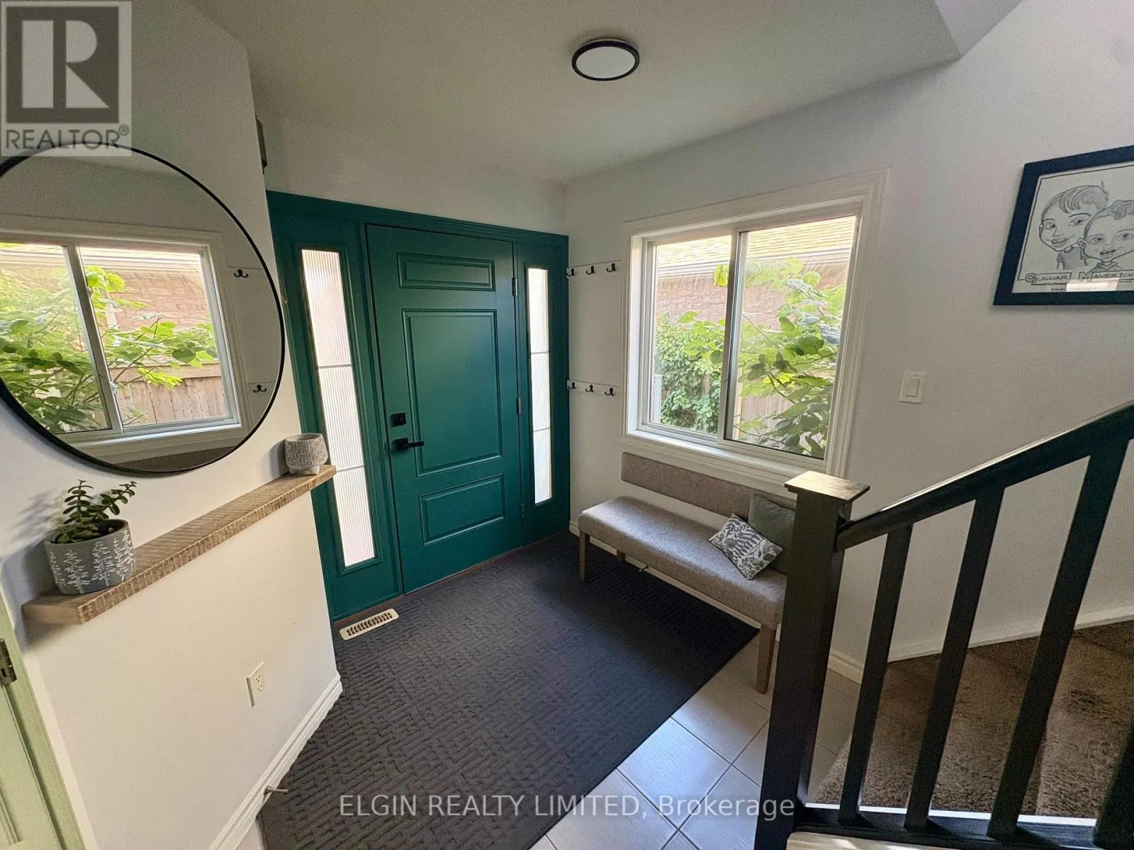 10 AMBLESIDE DRIVE