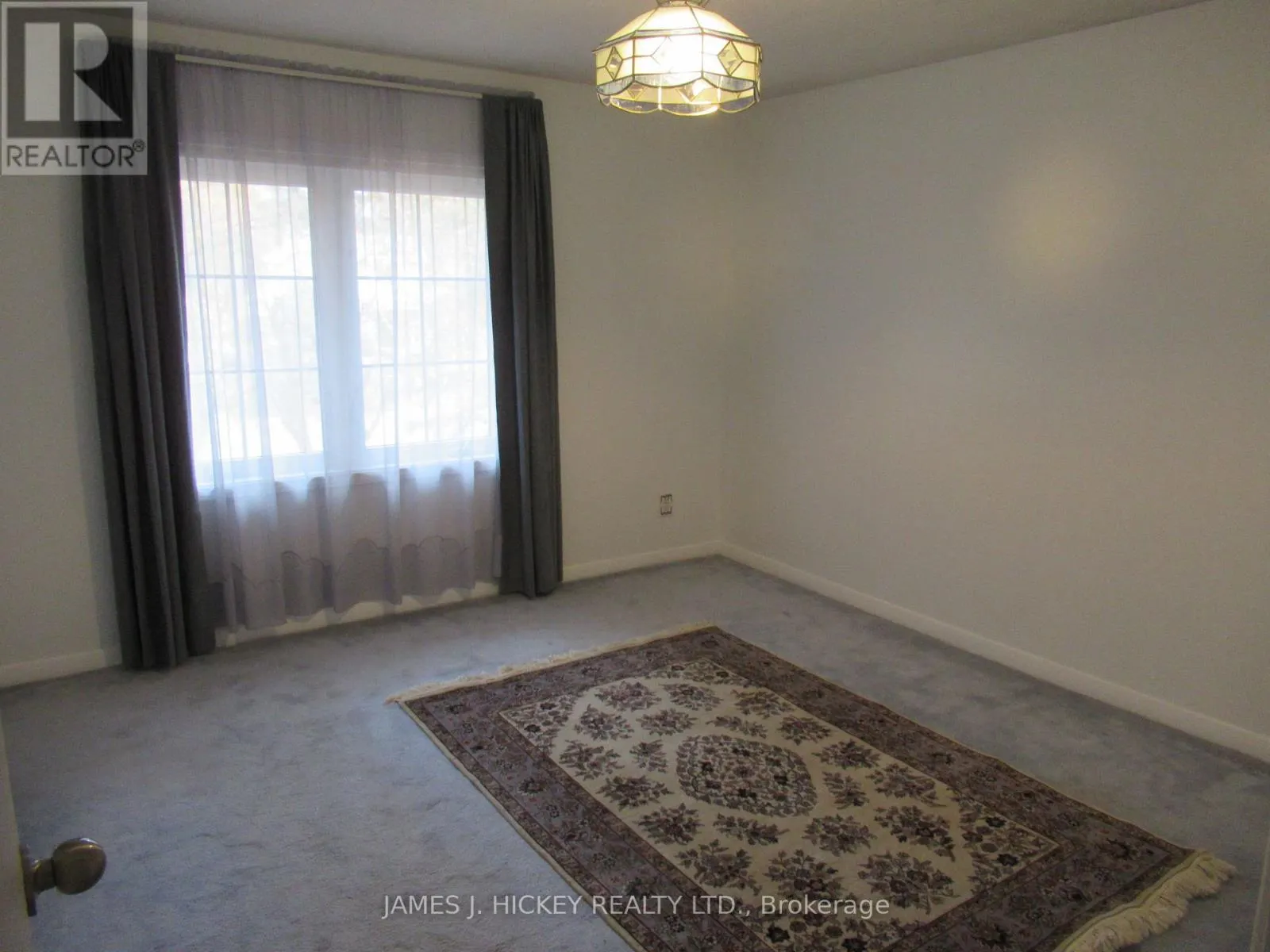 22 CABOT PLACE