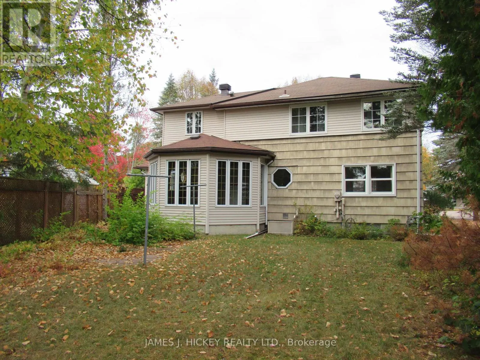 22 CABOT PLACE