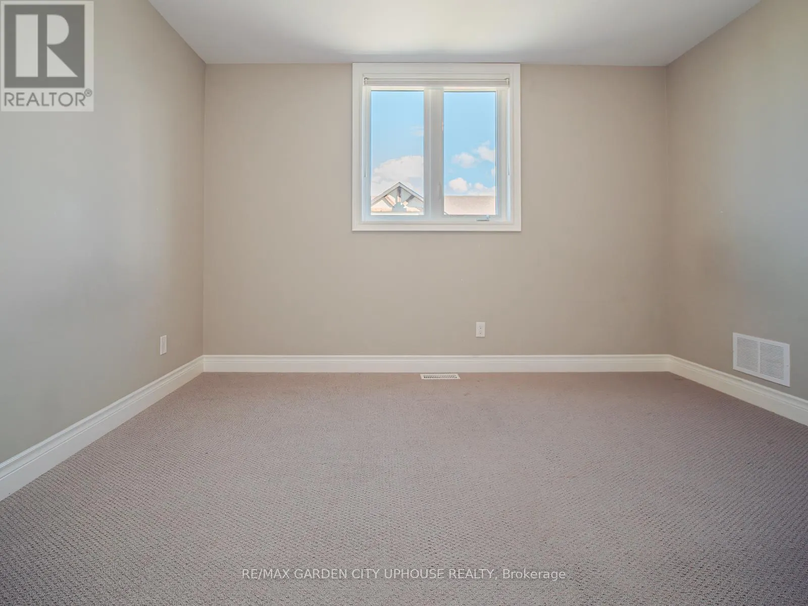 5 - 3300 CULP ROAD, #5