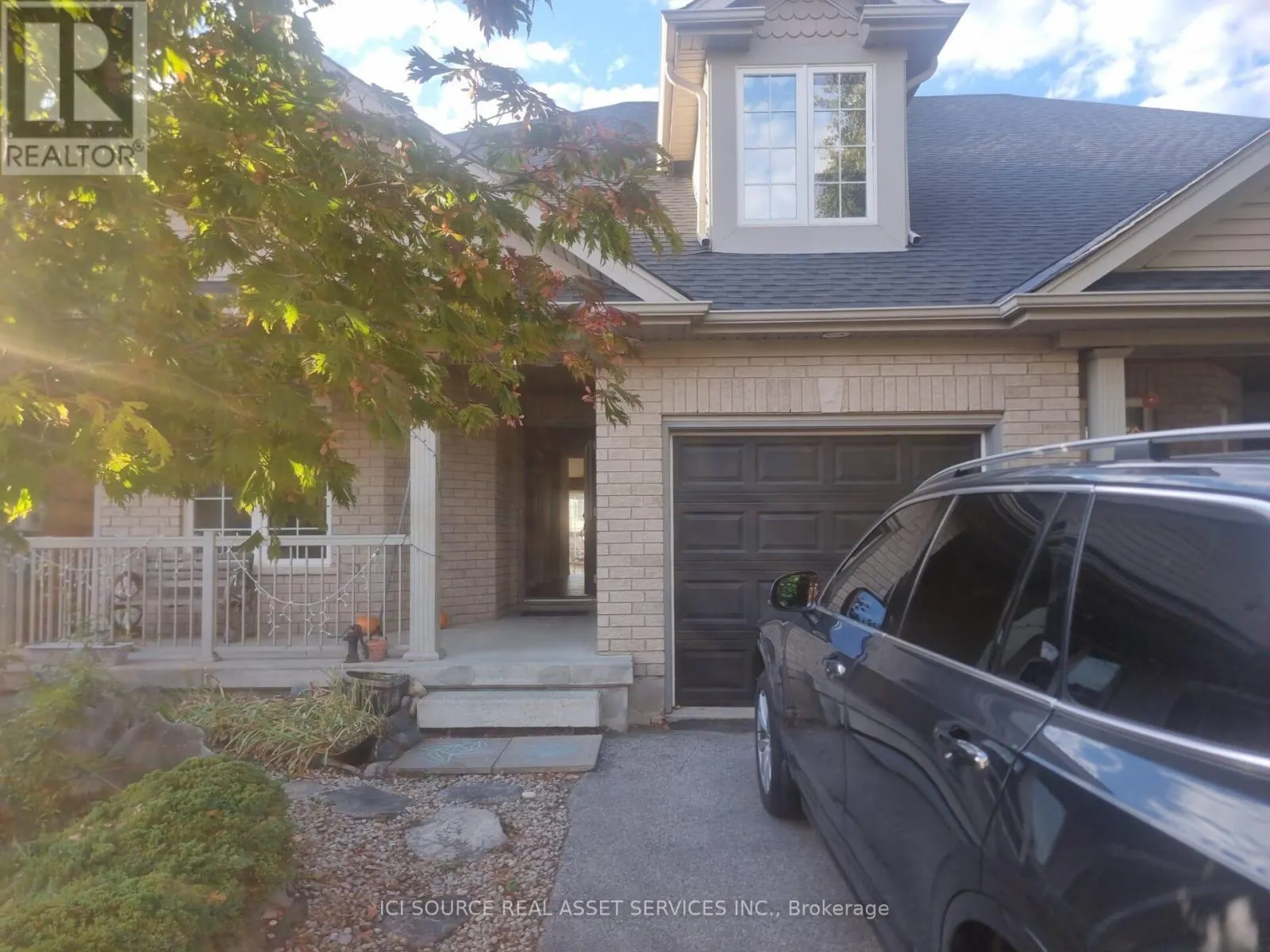 136 MCARTHUR CRESCENT