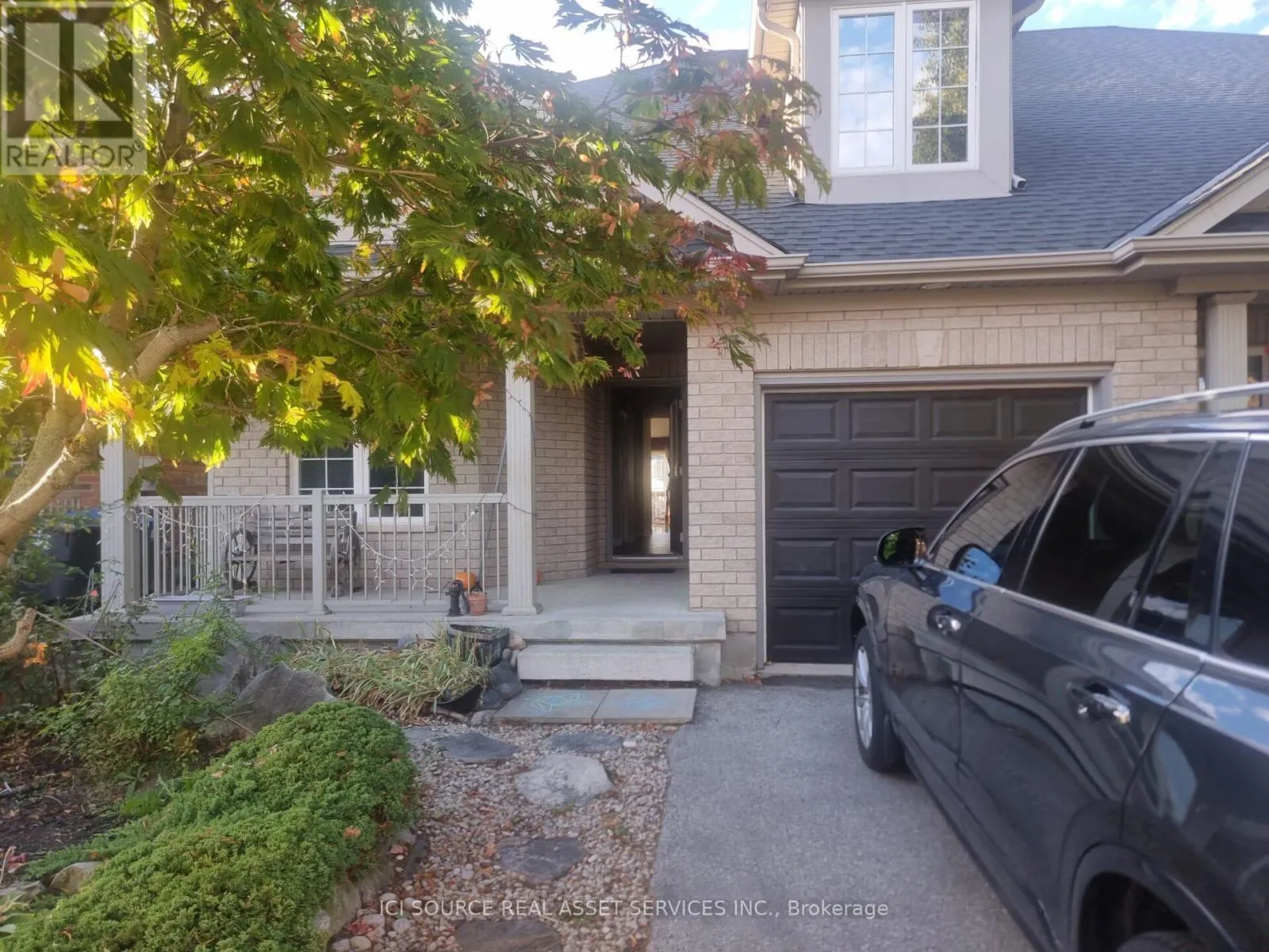 136 MCARTHUR CRESCENT