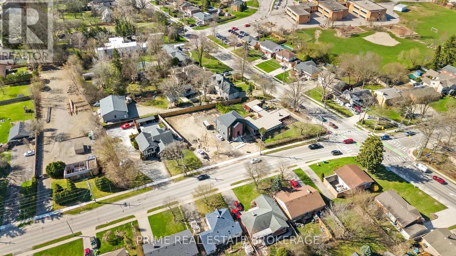 417 BASELINE ROAD E