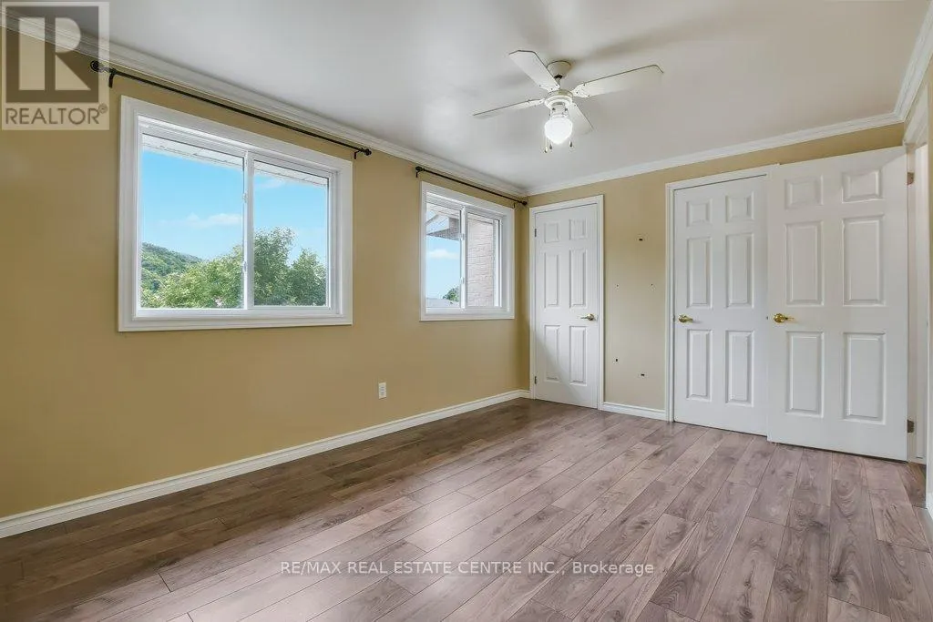 3 - 66 SUMMERCREST DRIVE