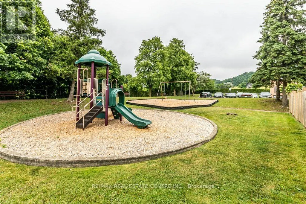 3 - 66 SUMMERCREST DRIVE