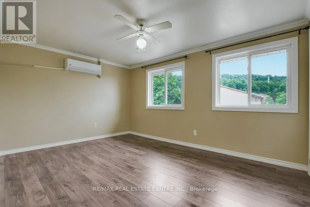 3 - 66 SUMMERCREST DRIVE