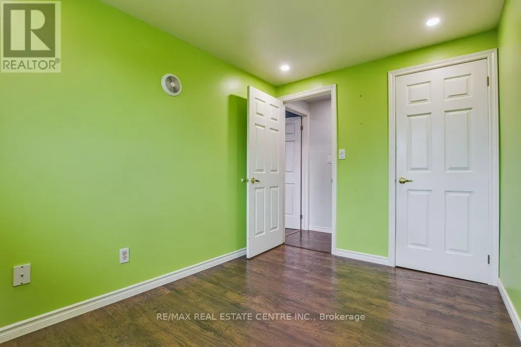 3 - 66 SUMMERCREST DRIVE