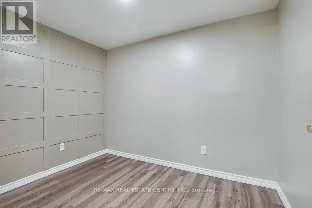 3 - 66 SUMMERCREST DRIVE