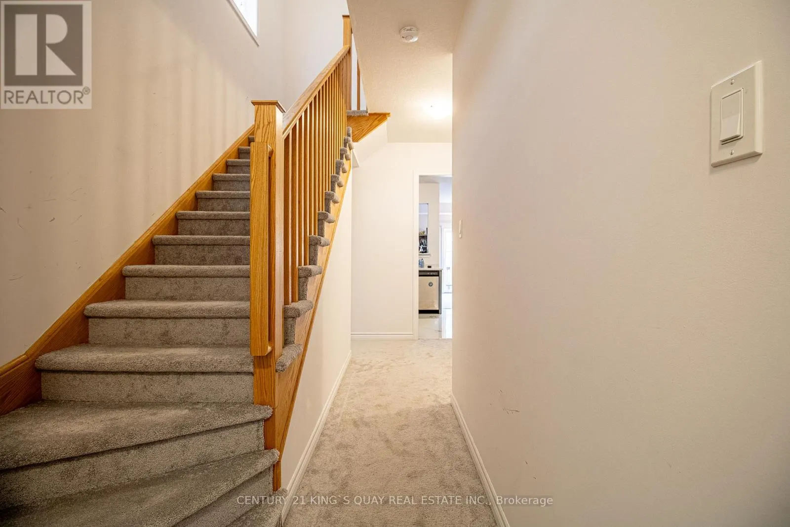 45 ELSEGOOD DRIVE