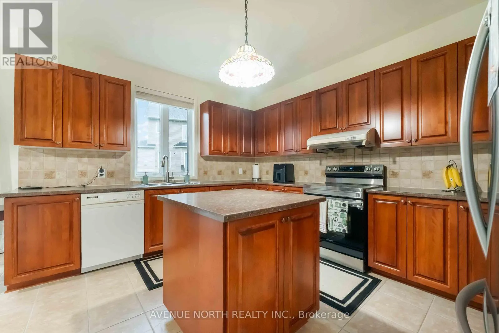 23 HEARTHSTONE PLACE