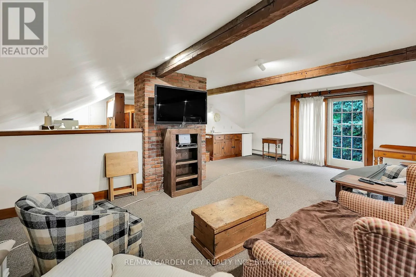 2432 SEBURN ROAD