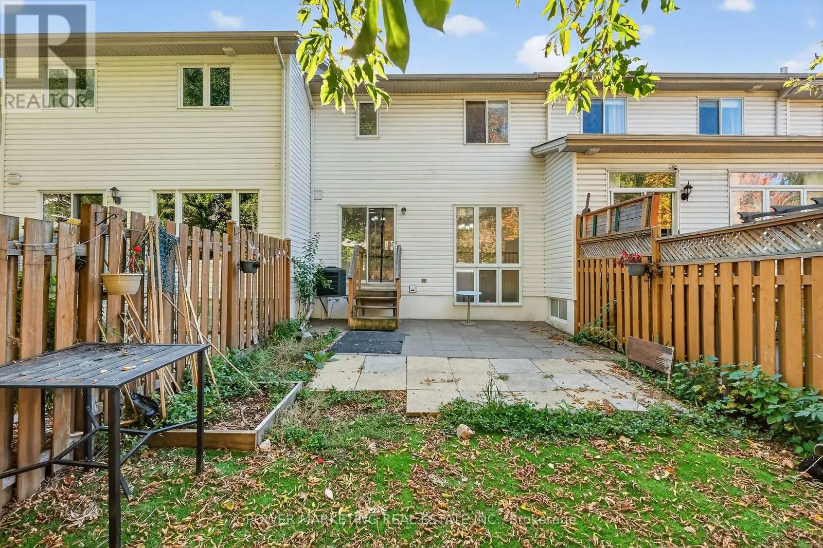 9 CARWOOD CIRCLE E