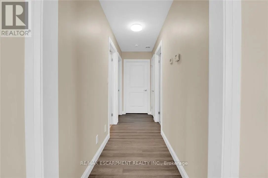 24 - 740 MAIN STREET E